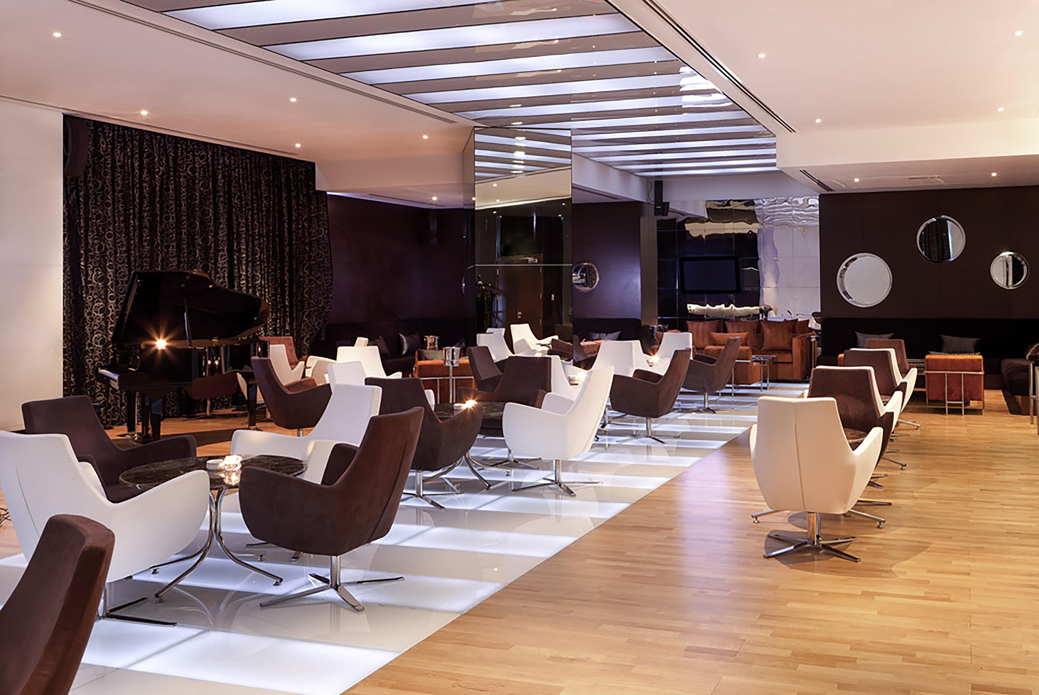 Novotel Dubai Al Barsha Eksteriør bilde