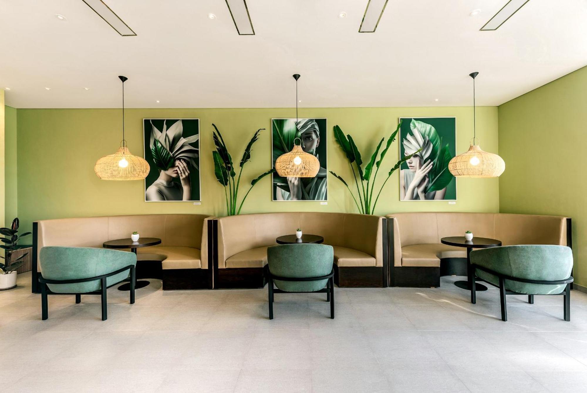 Novotel Dubai Al Barsha Eksteriør bilde